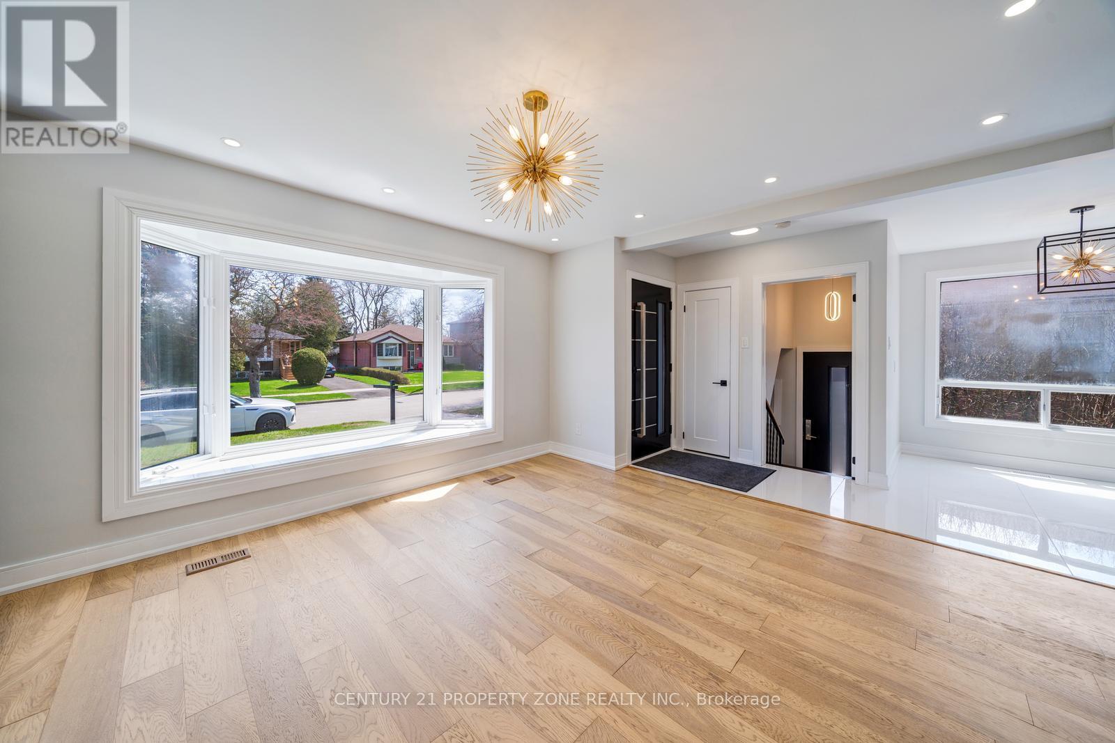 203 Toynbee Trail, Toronto, Ontario  M1E 1G8 - Photo 11 - E13042226