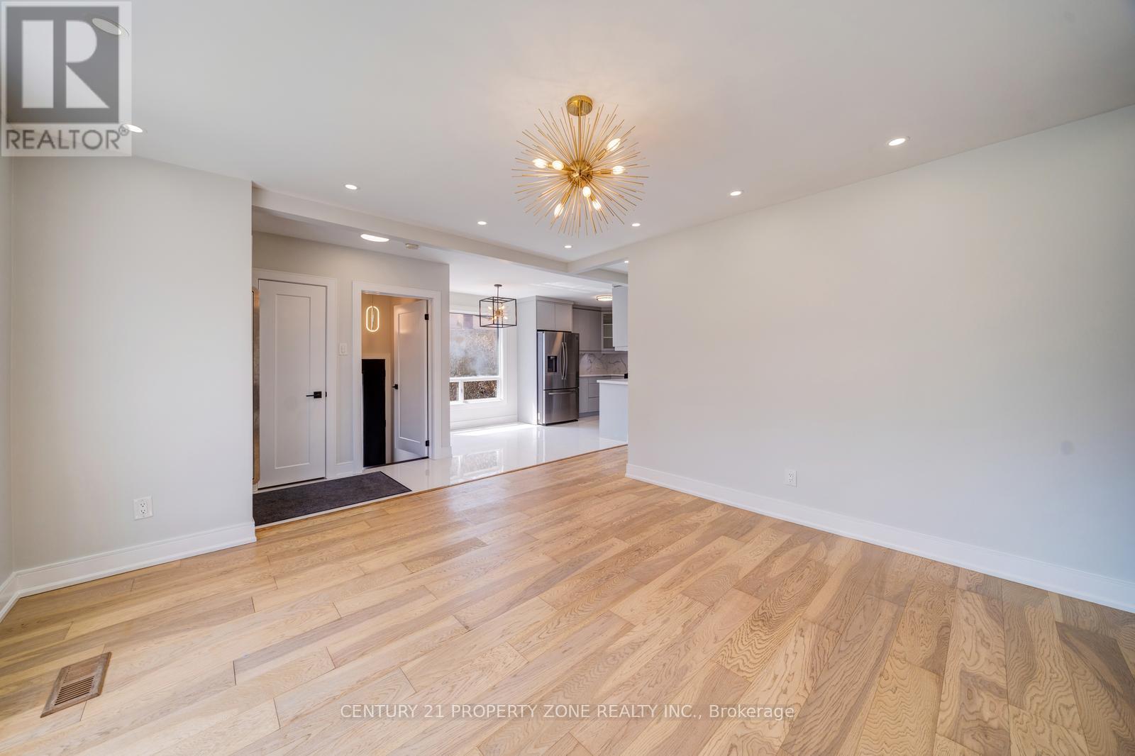 203 Toynbee Trail, Toronto, Ontario  M1E 1G8 - Photo 13 - E13042226