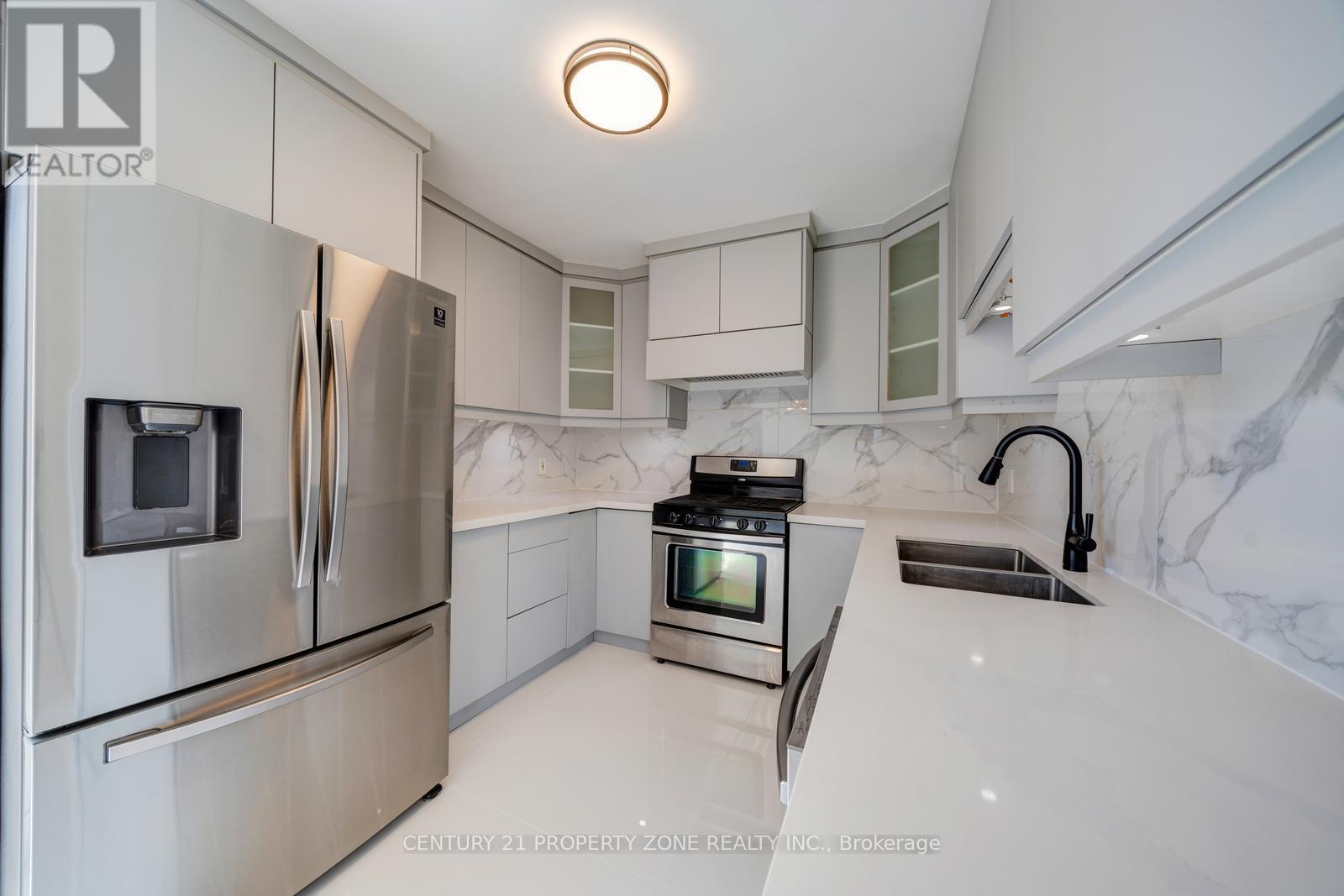 203 Toynbee Trail, Toronto, Ontario  M1E 1G8 - Photo 18 - E13042226