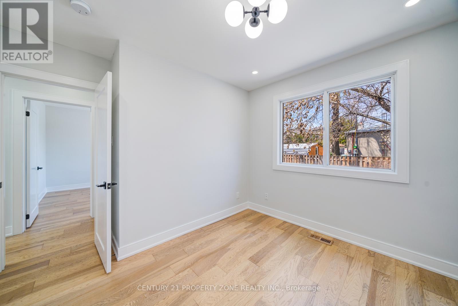 203 Toynbee Trail, Toronto, Ontario  M1E 1G8 - Photo 24 - E13042226