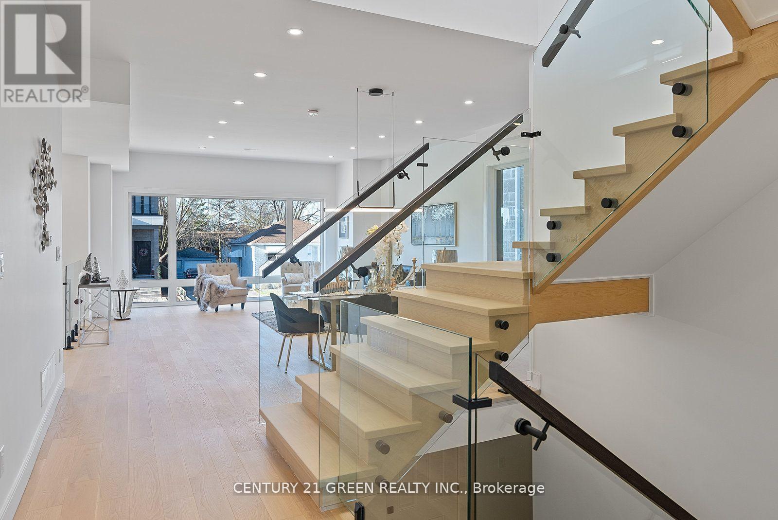 67 Bexhill Avenue, Toronto, Ontario  M1L 3B7 - Photo 16 - E13042296