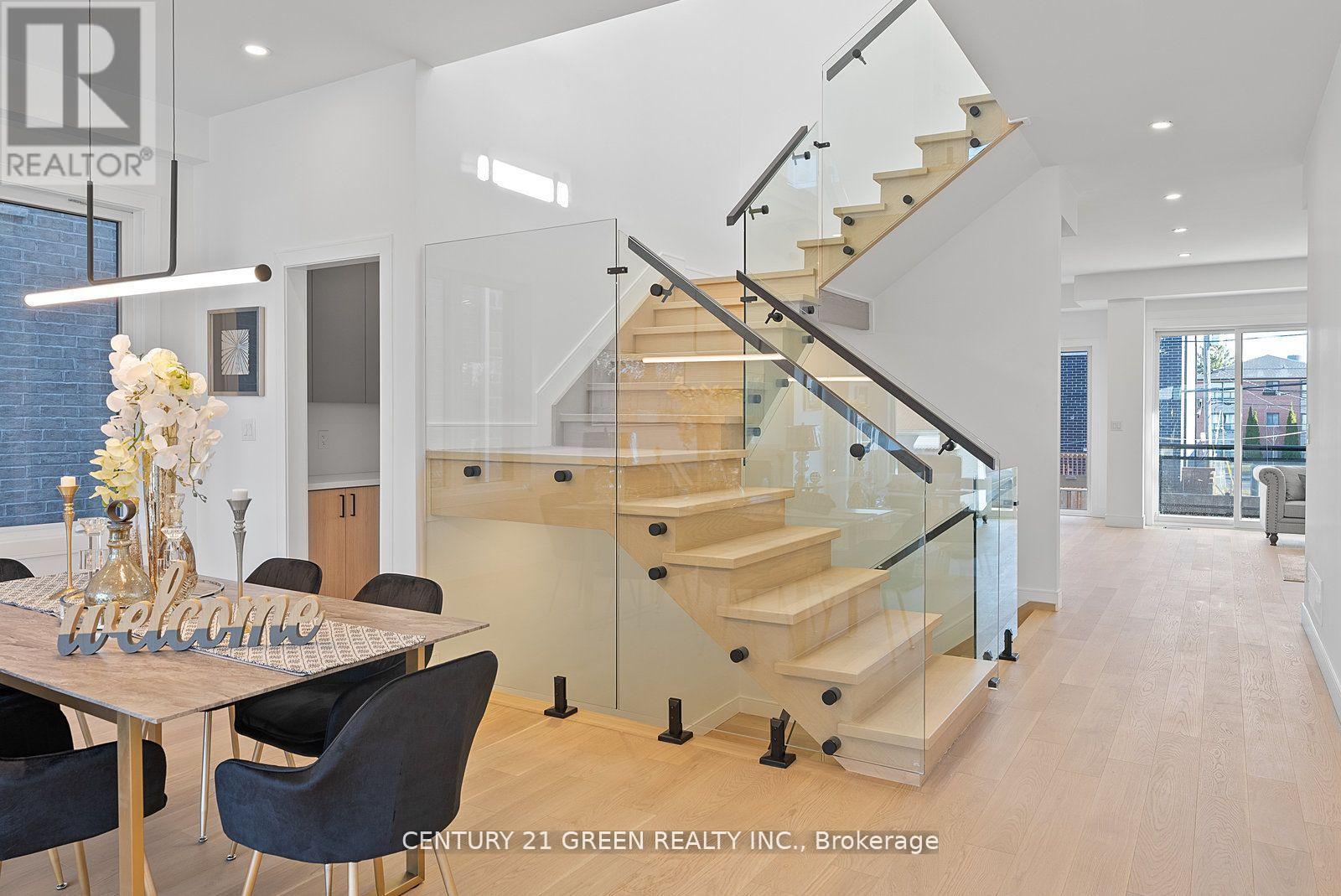 67 Bexhill Avenue, Toronto, Ontario  M1L 3B7 - Photo 6 - E13042296