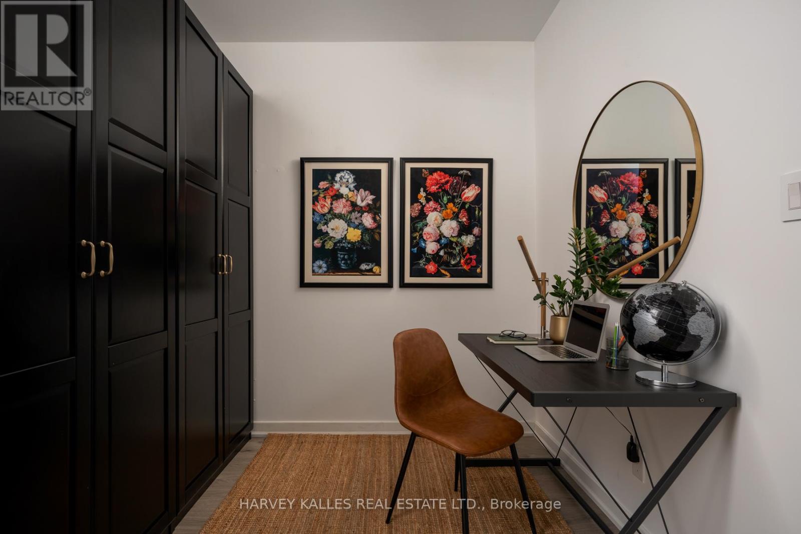 317 - 380 Macpherson Avenue, Toronto, Ontario  M4V 3E3 - Photo 7 - C12926206