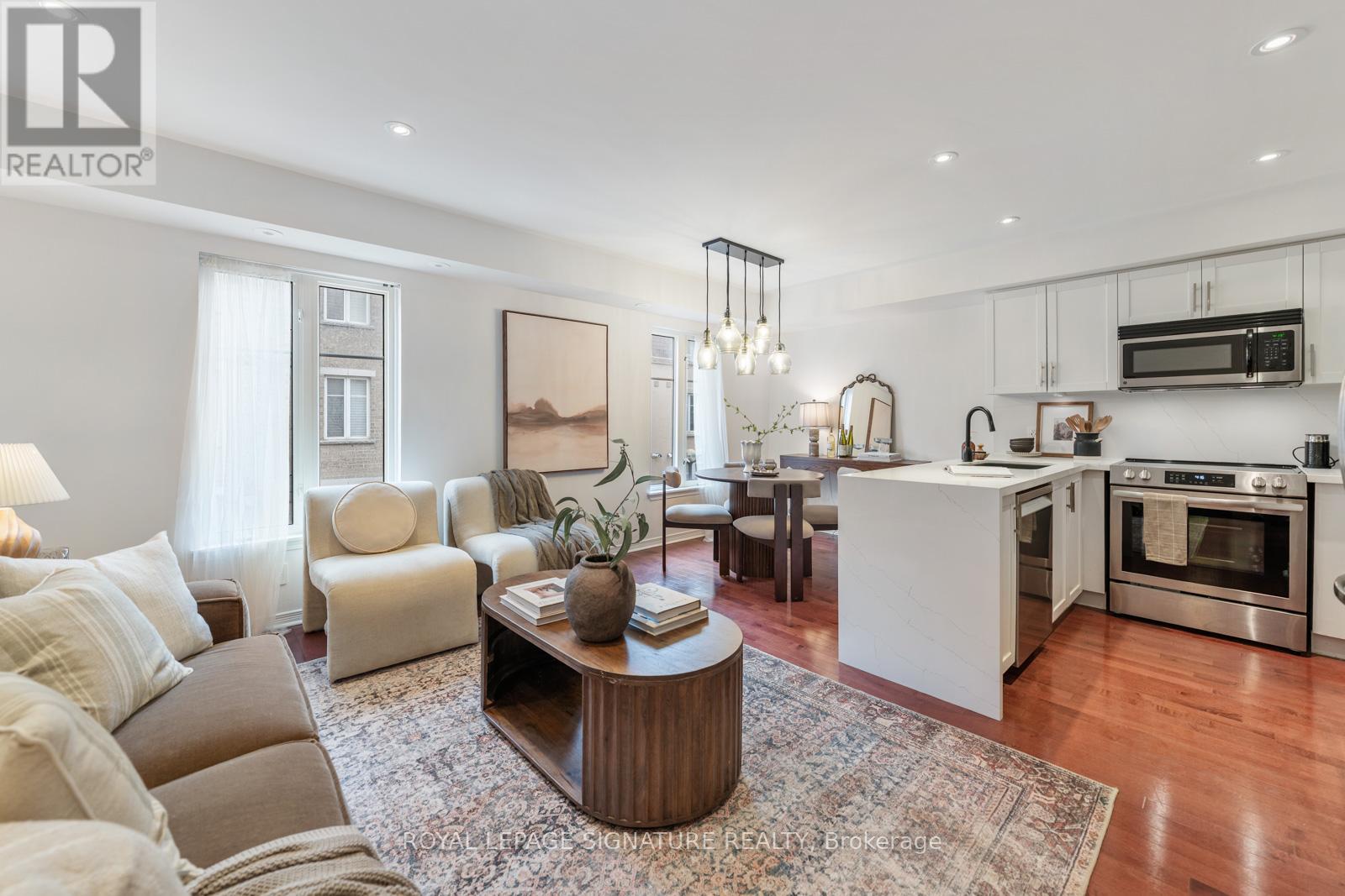 223 - 26 WESTERN BATTERY ROAD, Toronto, Ontario