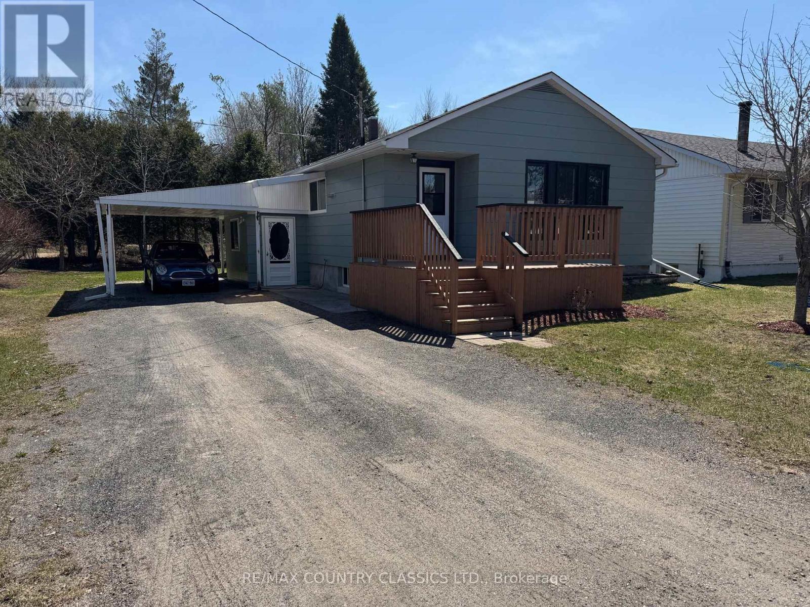 29 Hemlock Street, Highlands East, Ontario  K0L 1M0 - Photo 1 - X12811186