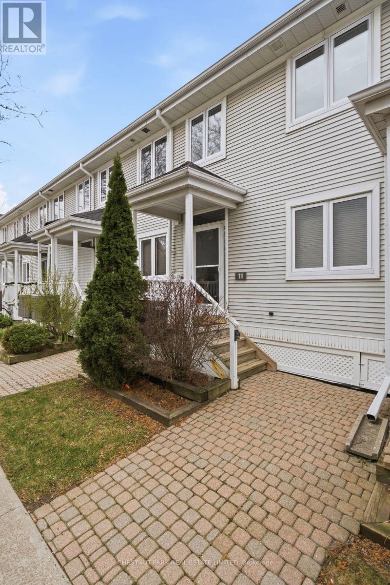 11 - 1 Mortimer Street, Prince Edward County, Ontario  K0K 2T0 - Photo 5 - X12693278