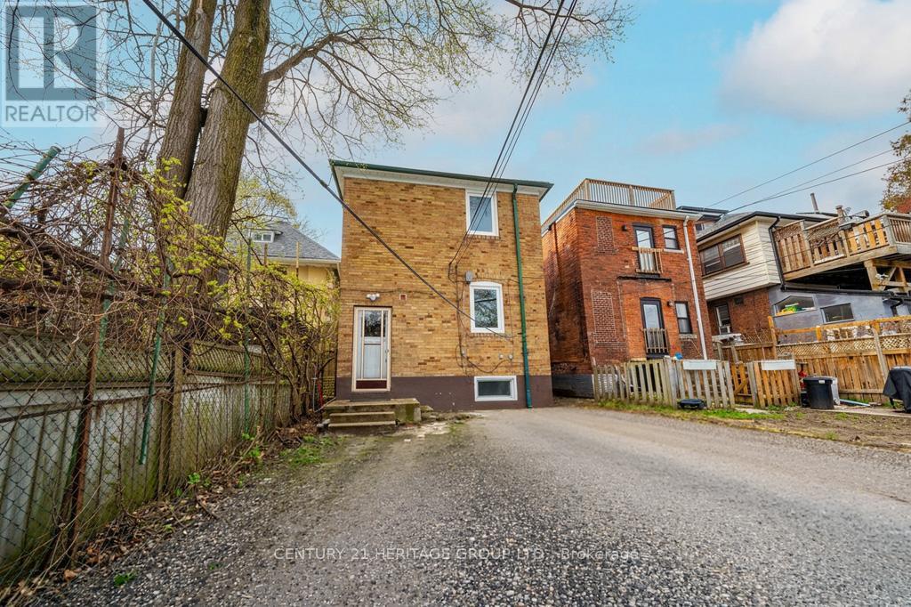 215 Keele Street, Toronto, Ontario  M6P 2K1 - Photo 28 - W12717054