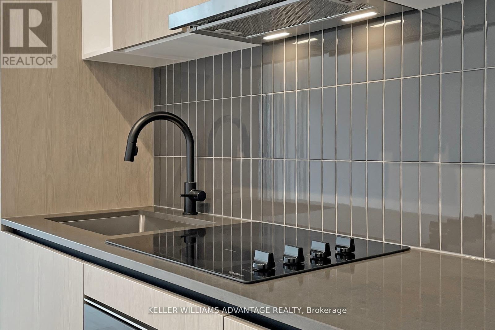 2407 - 10 Graphophone Grove, Toronto, Ontario  M6H 2A6 - Photo 8 - W13037288