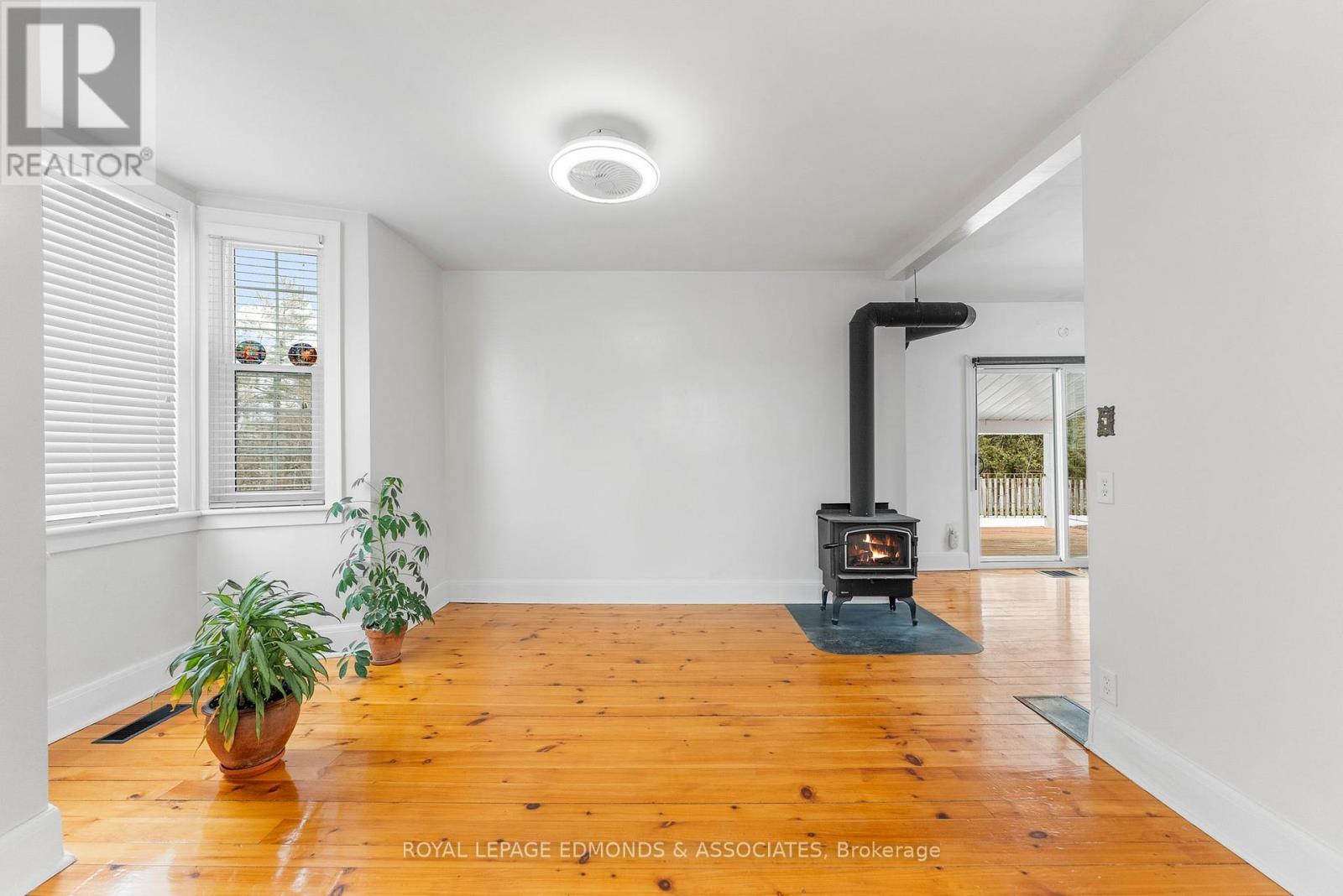 615 Moffat Street, Pembroke, Ontario  K8A 3Y2 - Photo 9 - X12987184