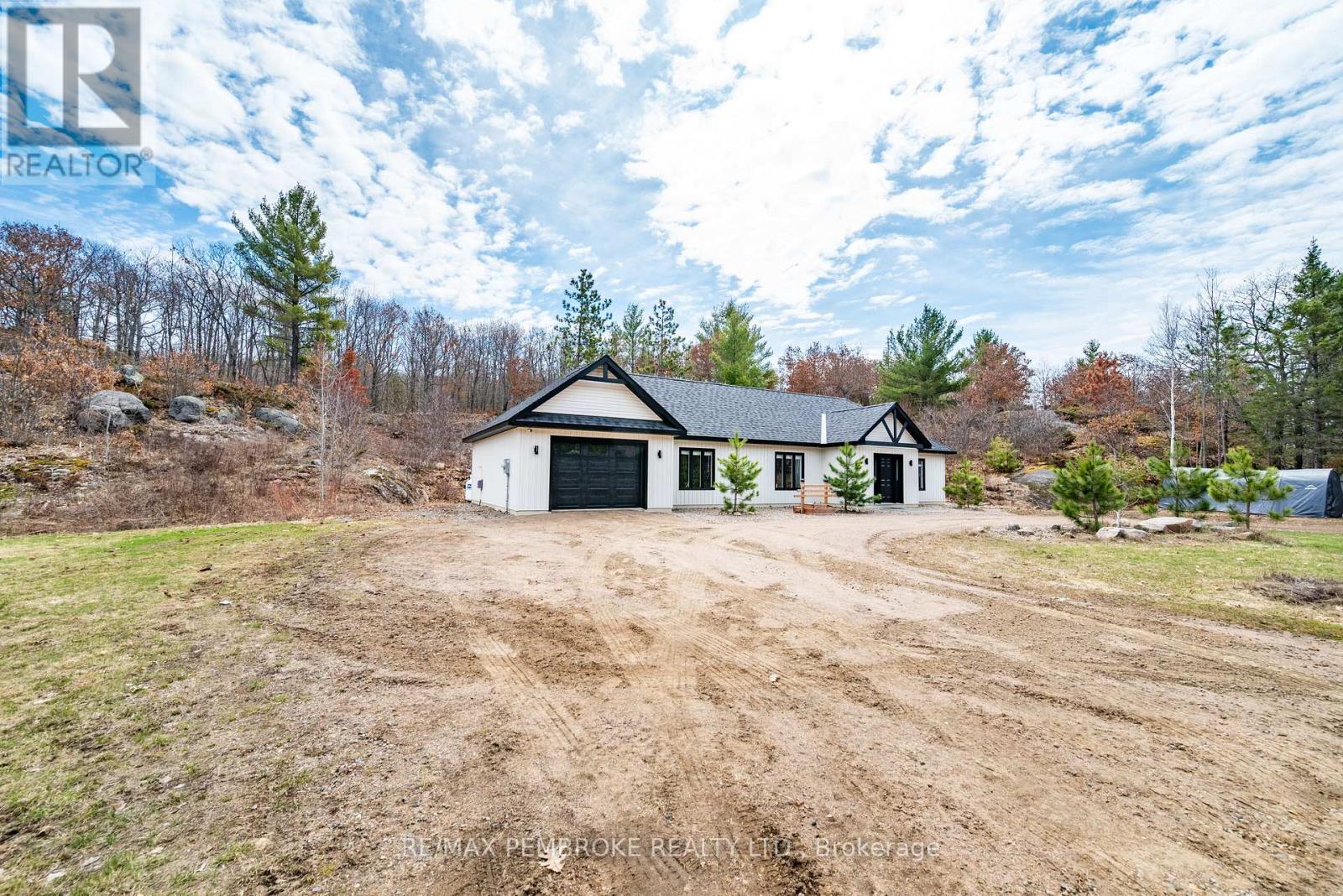41948a Combermere Road, Madawaska Valley, Ontario  K0J 1B0 - Photo 2 - X13041226