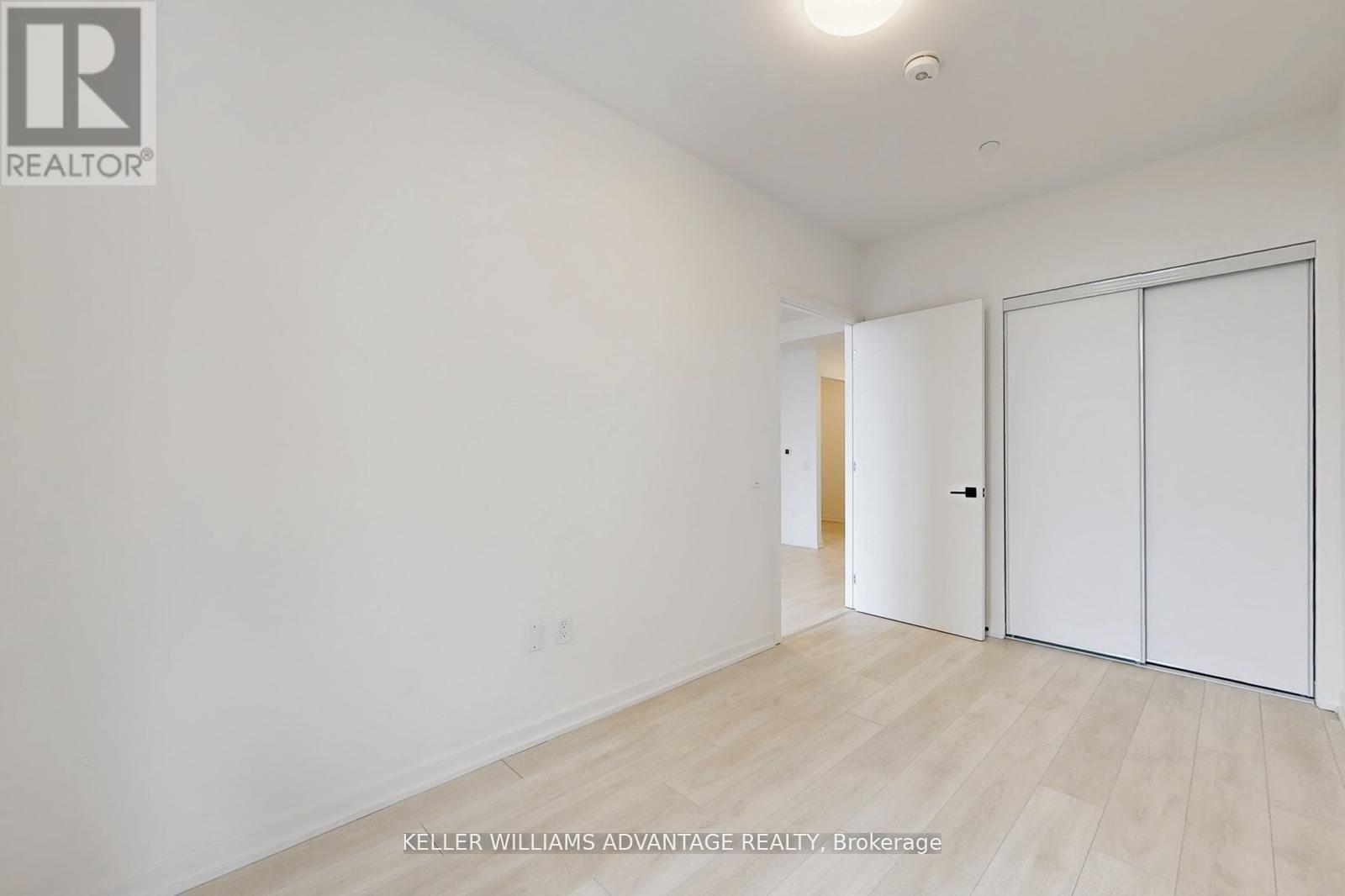 2407 - 10 Graphophone Grove, Toronto, Ontario  M6H 2A6 - Photo 13 - W13037288