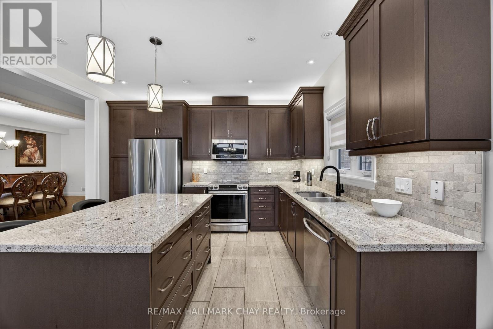 101 Gardiner Drive, Bradford West Gwillimbury (Bradford), Ontario  L3Z 3G2 - Photo 7 - N13042418