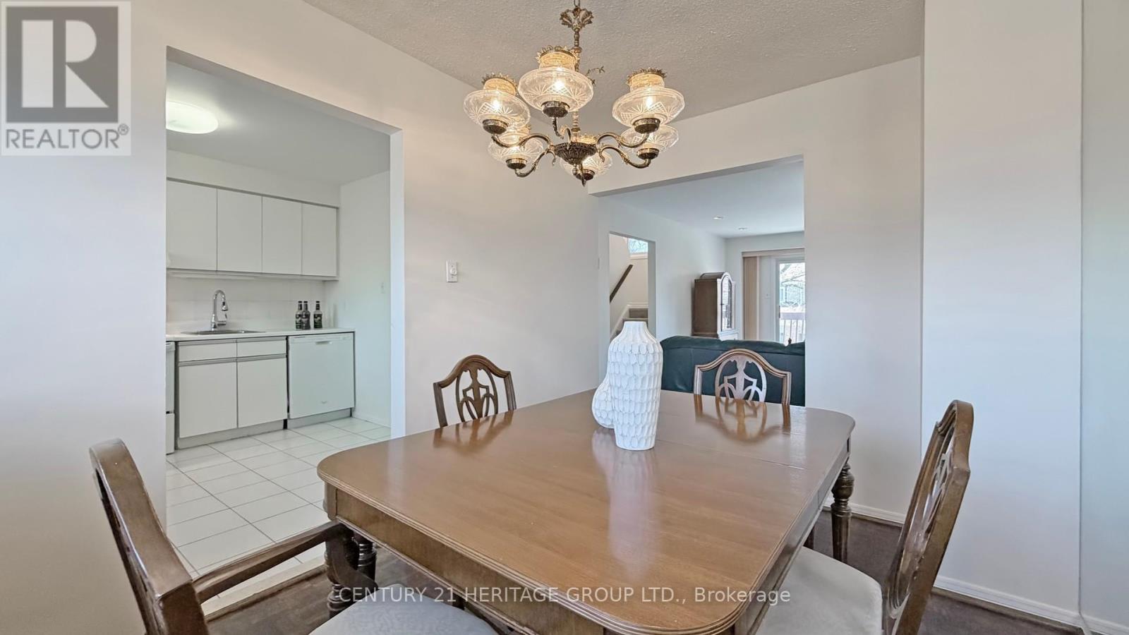 14 Dunkeld Way, Markham, Ontario  L3T 4Y9 - Photo 10 - N13042430