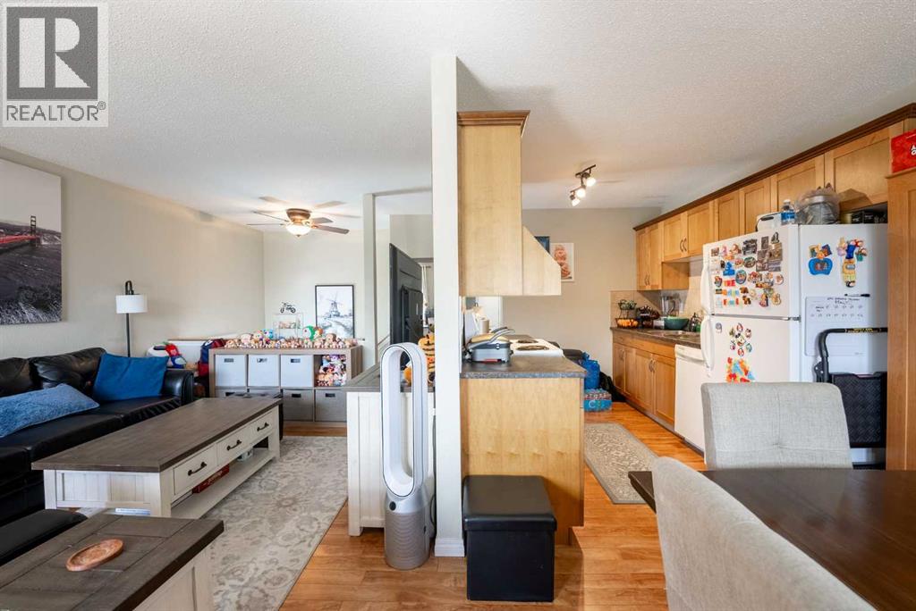 1, 29 Meadowlark Boulevard N, Lethbridge, Alberta  T1H 4R4 - Photo 12 - A2303786