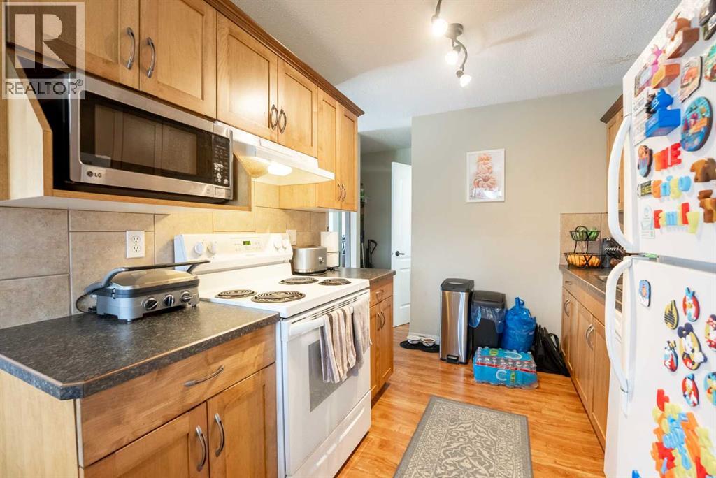 1, 29 Meadowlark Boulevard N, Lethbridge, Alberta  T1H 4R4 - Photo 13 - A2303786