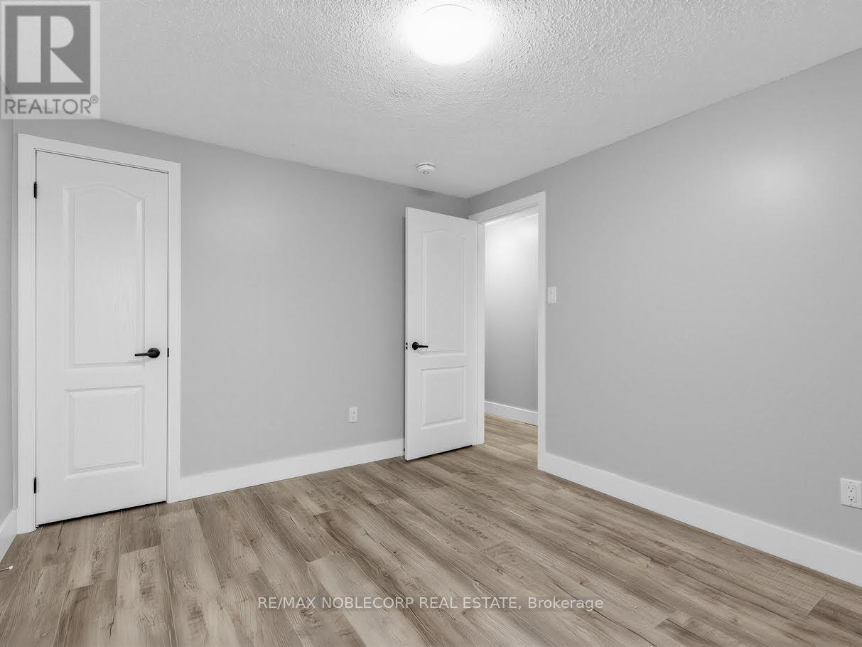 Upper Main - 59 Scott Crescent, Barrie (Letitia Heights), Ontario  L4N 4W2 - Photo 17 - S13042374