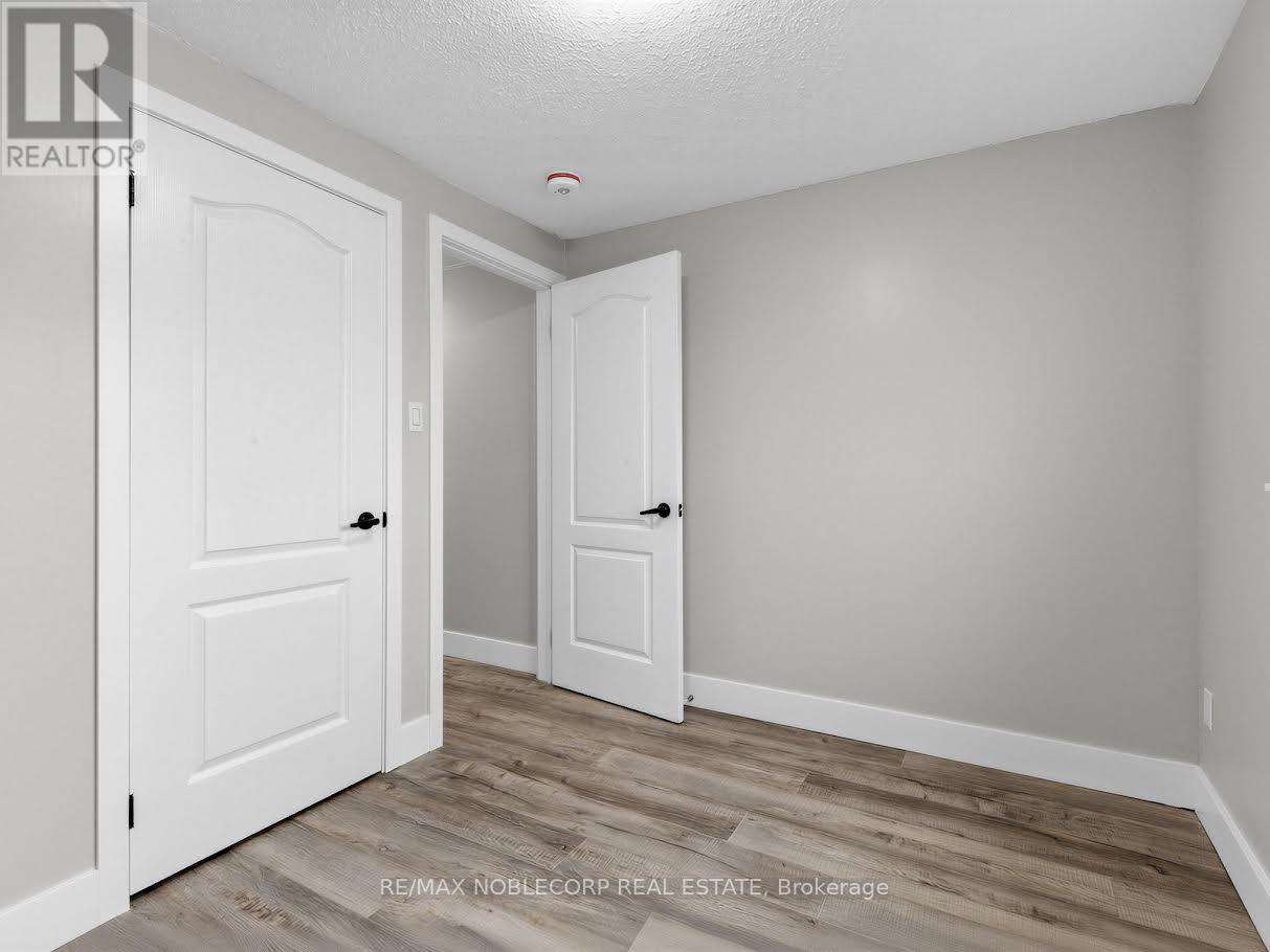 Upper Main - 59 Scott Crescent, Barrie (Letitia Heights), Ontario  L4N 4W2 - Photo 18 - S13042374