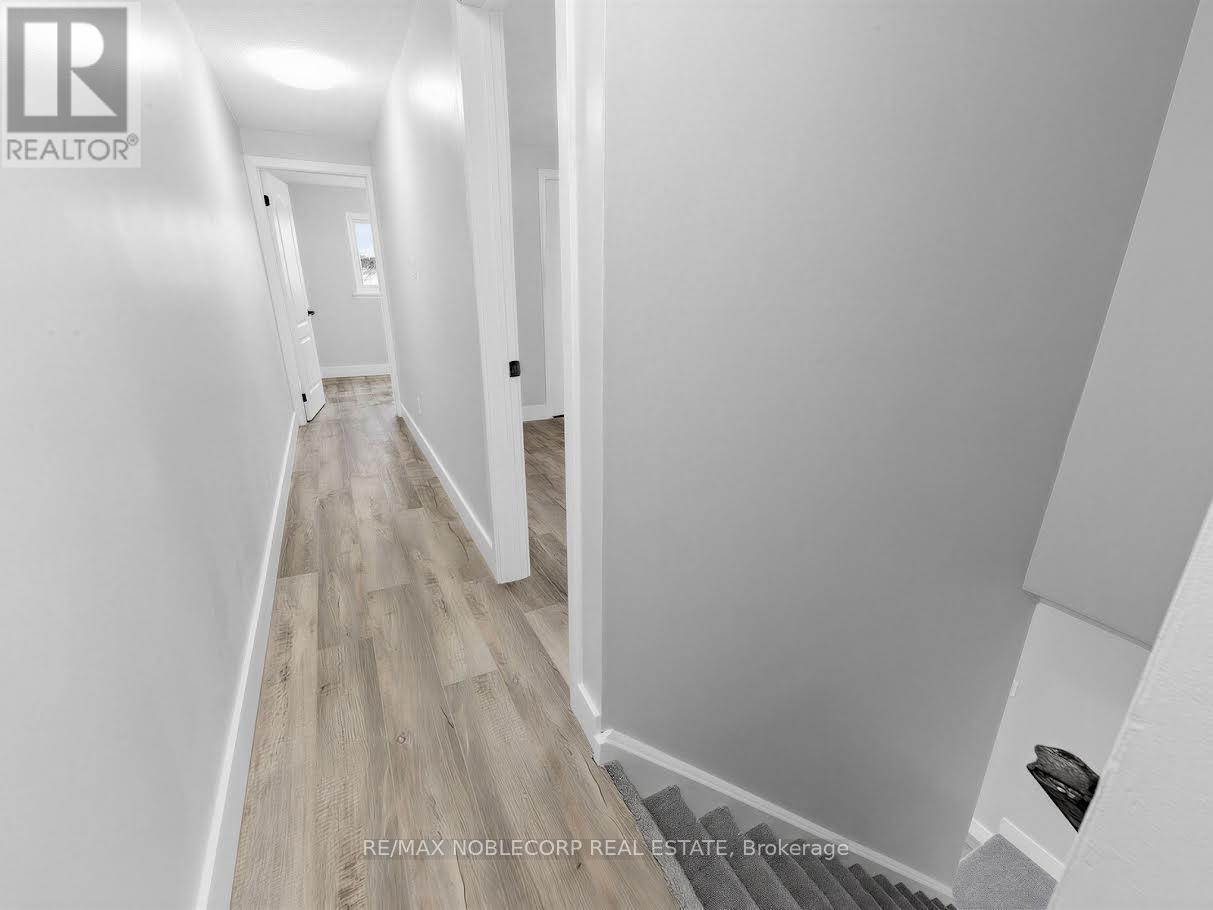 Upper Main - 59 Scott Crescent, Barrie (Letitia Heights), Ontario  L4N 4W2 - Photo 21 - S13042374