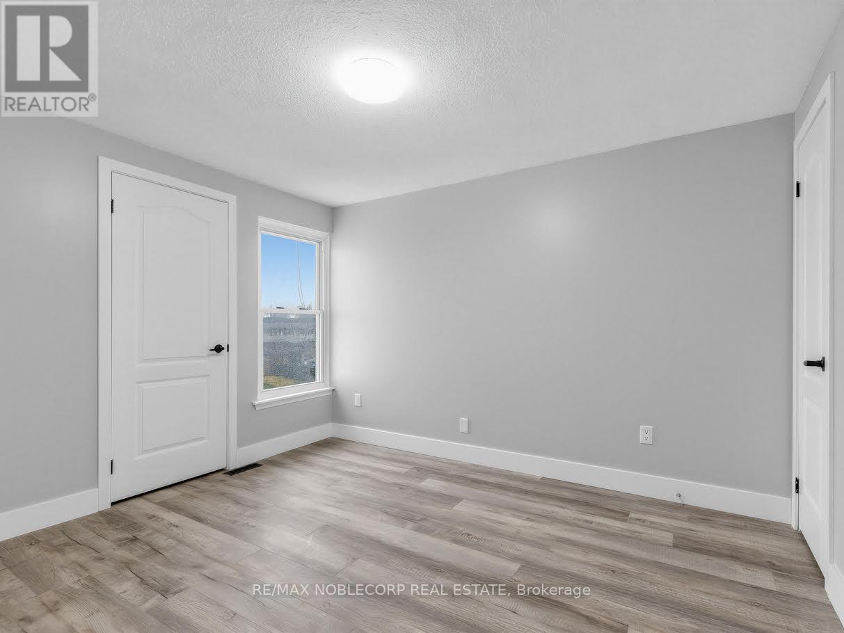 Upper Main - 59 Scott Crescent, Barrie (Letitia Heights), Ontario  L4N 4W2 - Photo 22 - S13042374