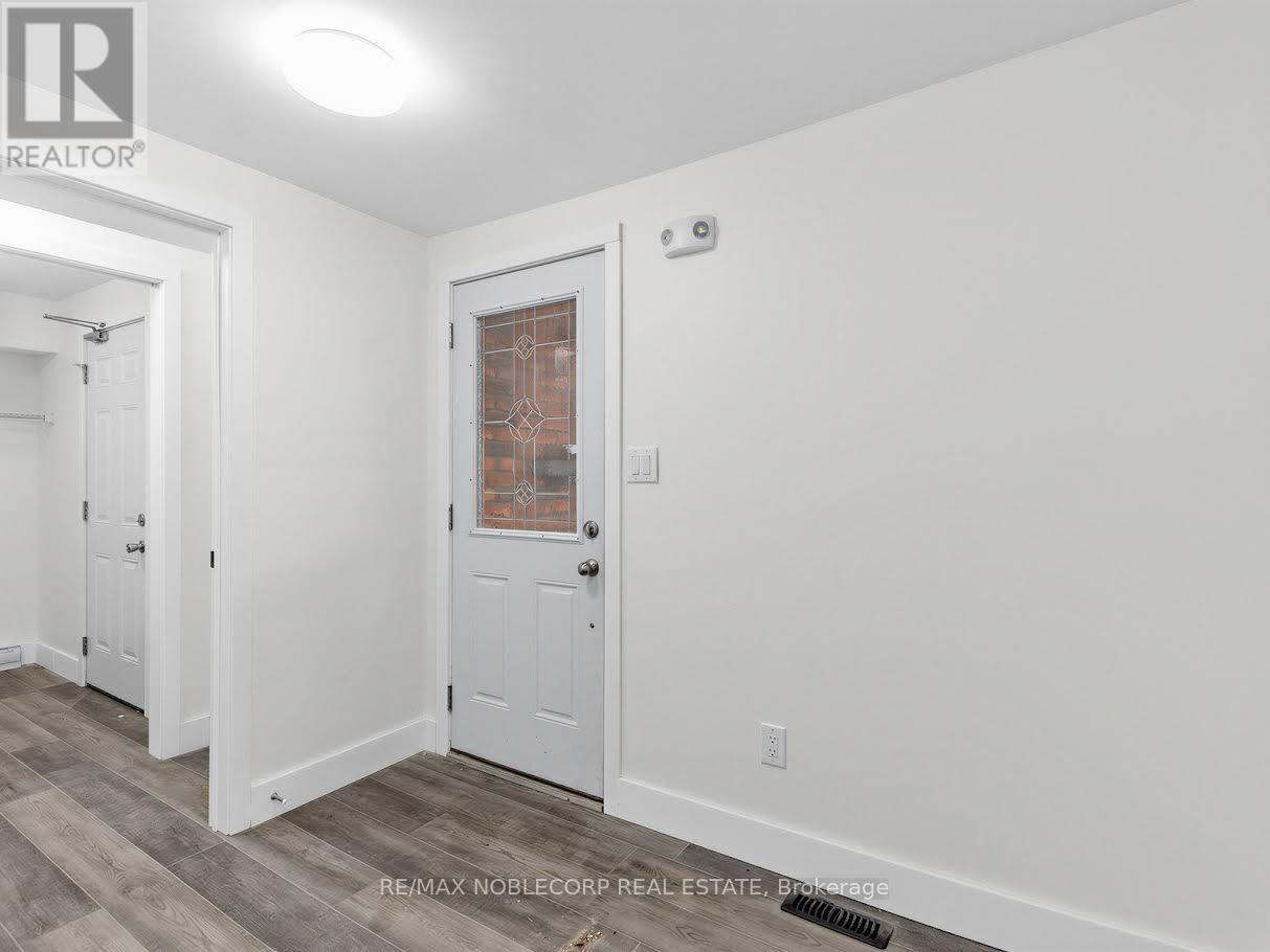 Upper Main - 59 Scott Crescent, Barrie (Letitia Heights), Ontario  L4N 4W2 - Photo 6 - S13042374