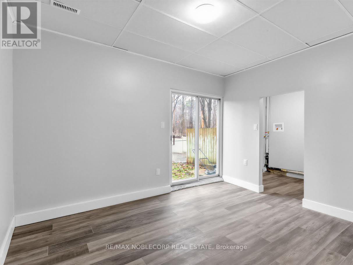 Lower - 59 Scott Crescent, Barrie, Ontario  L4N 4W2 - Photo 3 - S13042384