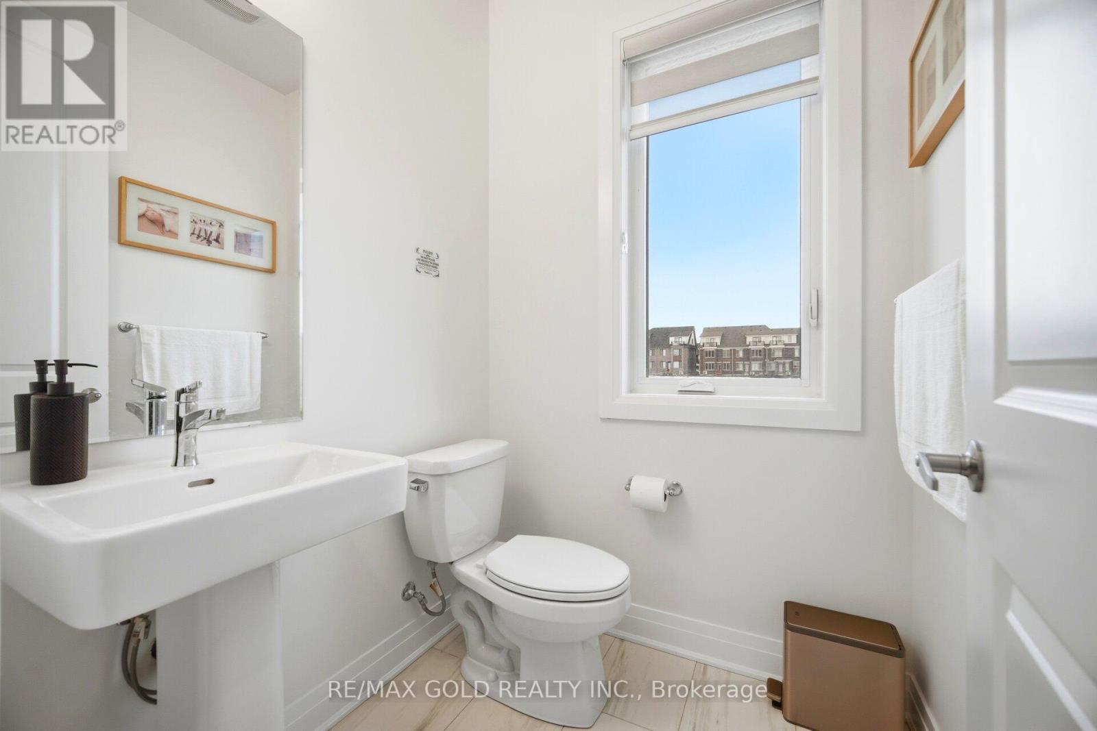 3240 Mariner Passage, Oakville, Ontario  L6M 4K1 - Photo 17 - W12779652