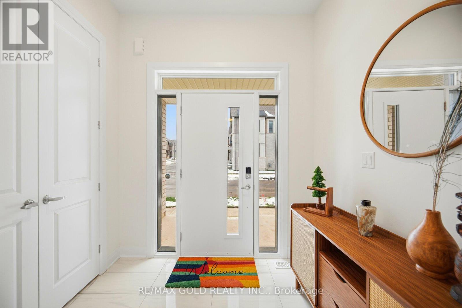 3240 Mariner Passage, Oakville, Ontario  L6M 4K1 - Photo 3 - W12779652