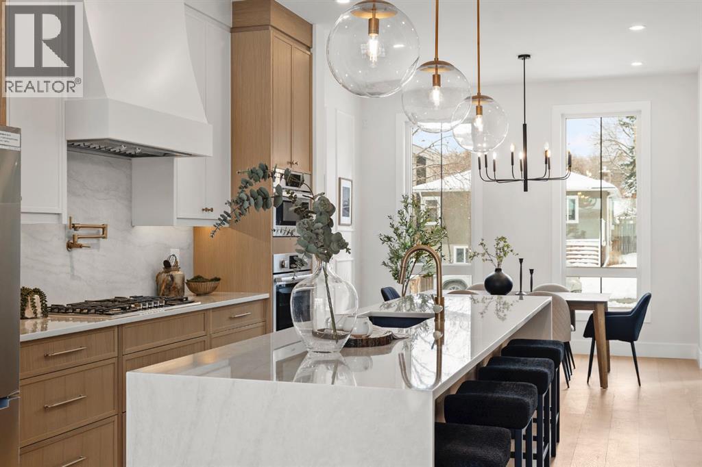 456 22 Avenue NW, Calgary, Alberta  T2M 1N3 - Photo 6 - A2291281