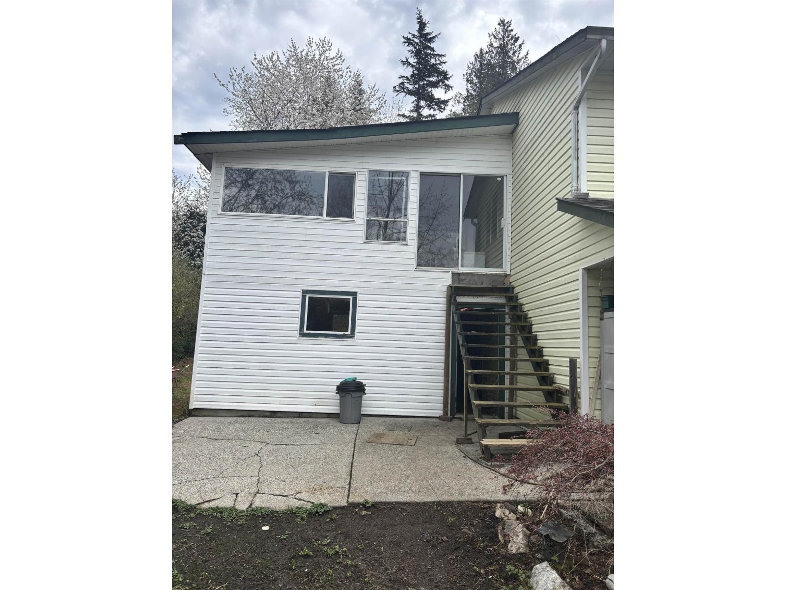 37710 Batt Road, Abbotsford, British Columbia  V3G 2L3 - Photo 2 - R3115469