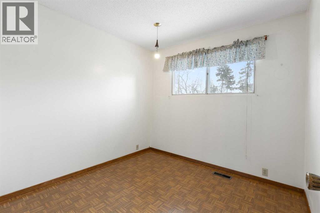 3331 41 Street SE, Calgary, Alberta  T2B 1E7 - Photo 15 - A2294311