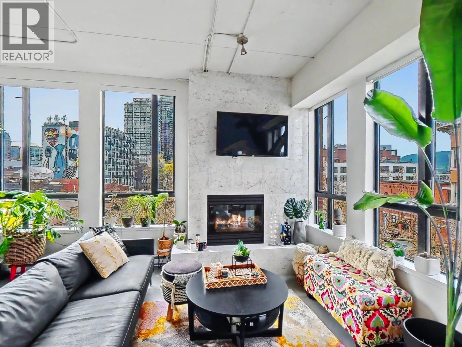 501 28 Powell Street, Vancouver, British Columbia  V6A 1E7 - Photo 5 - R3111524