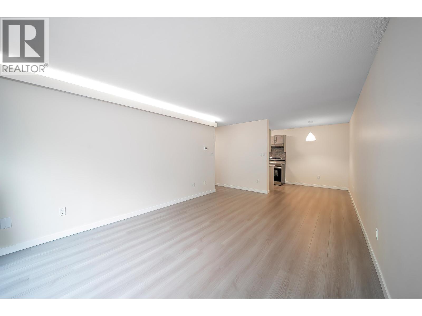 326 8500 Lansdowne Road, Richmond, British Columbia  V6X 3G4 - Photo 2 - R3115425