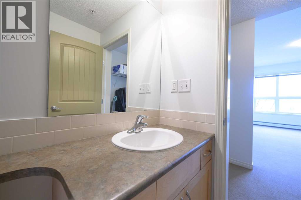 205, 12320 102 Street, Grande Prairie, Alberta  T8V 0N4 - Photo 4 - A2304590