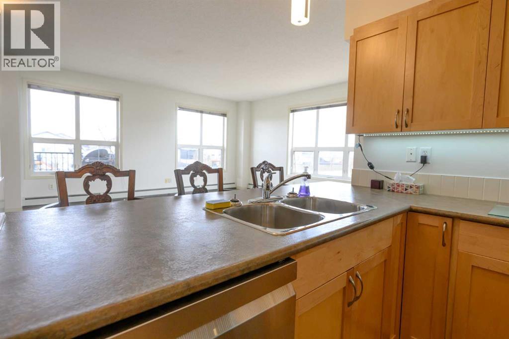 205, 12320 102 Street, Grande Prairie, Alberta  T8V 0N4 - Photo 18 - A2304590