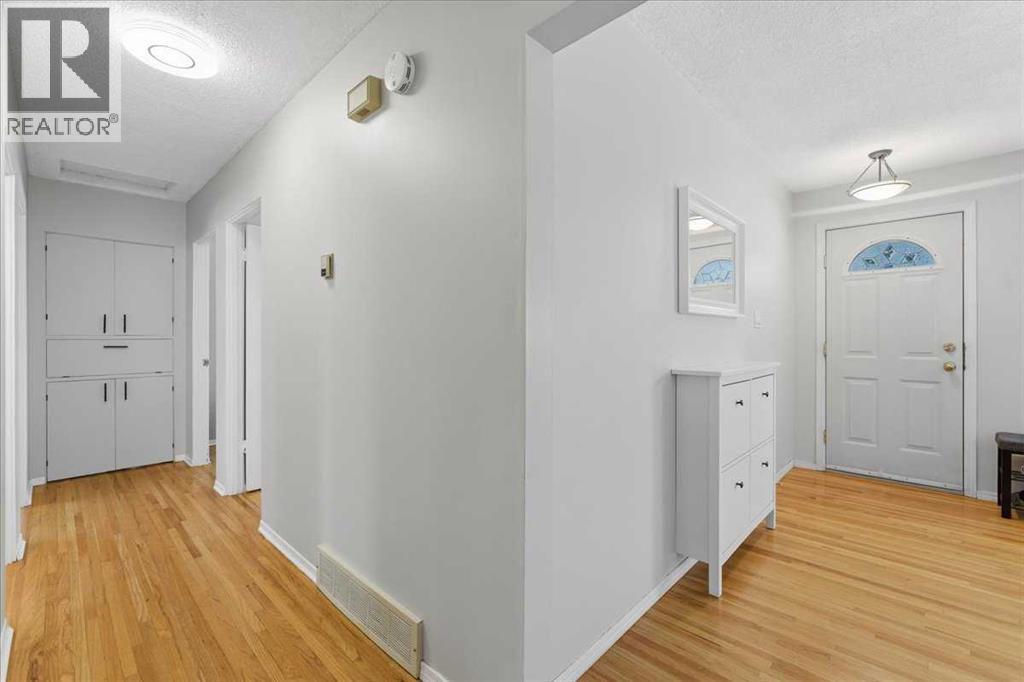 140 Waterloo Drive Sw, Calgary, Alberta  T3C 3G3 - Photo 21 - A2297794