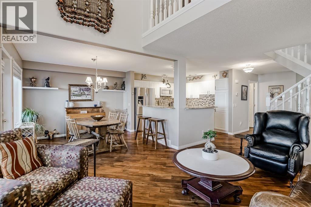 25, 200 Sandstone Drive NW, Calgary, Alberta  T3K 4N7 - Photo 8 - A2302667