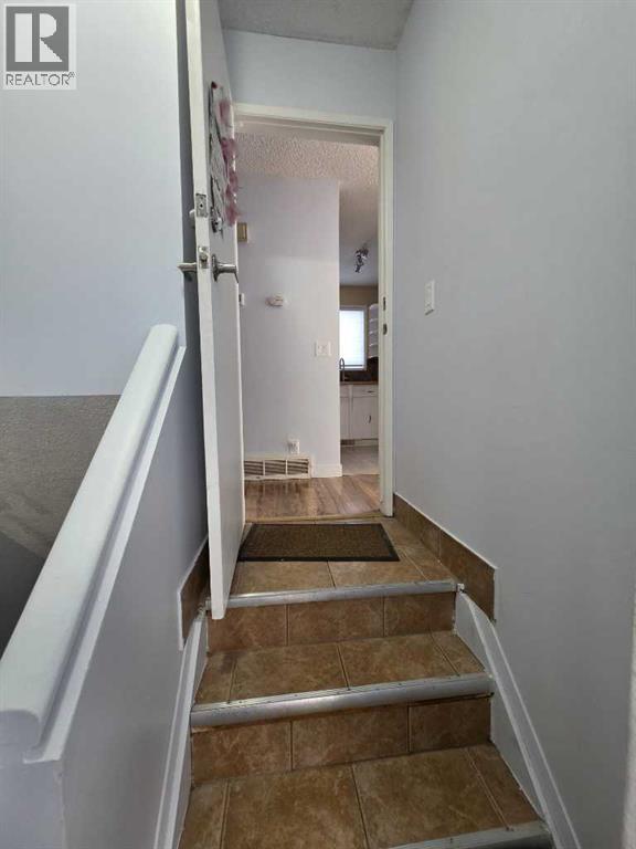 192 Templevale Road NE, Calgary, Alberta  T1Y 4W2 - Photo 18 - A2303895