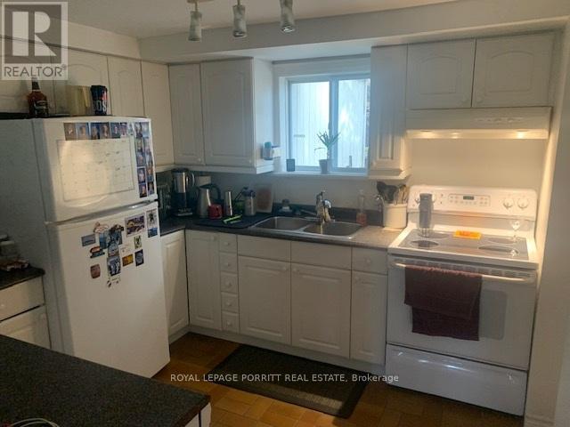 322 Indian Valley Trail, Mississauga, Ontario  L5G 2K8 - Photo 18 - W13042192