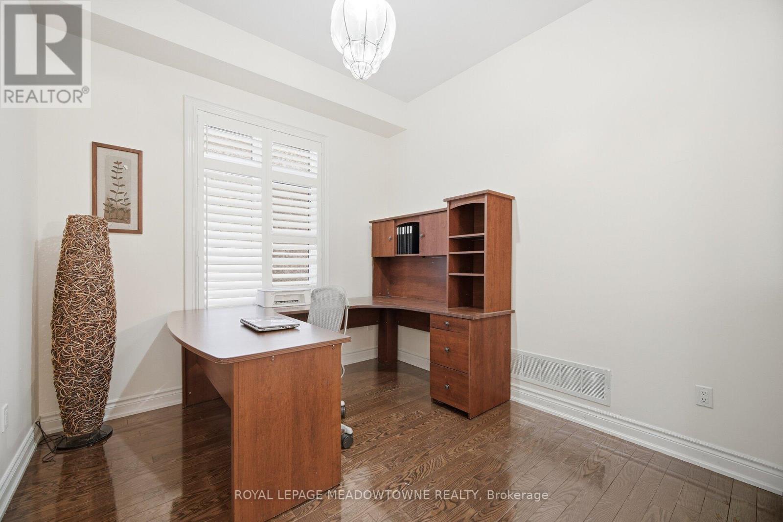 5221 Adobe Court, Mississauga, Ontario  L5M 0K8 - Photo 19 - W13042218