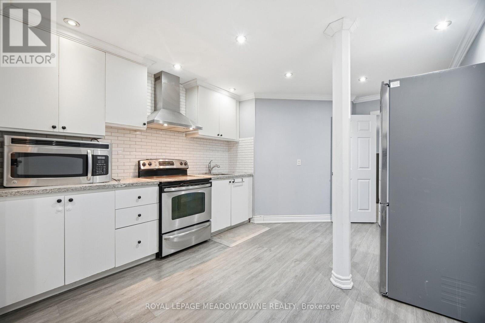 5221 Adobe Court, Mississauga, Ontario  L5M 0K8 - Photo 39 - W13042218