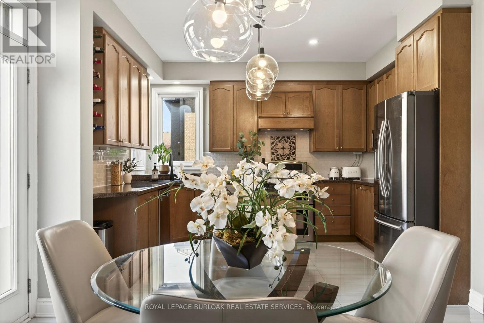 283 Turning Leaf Road, Oakville, Ontario  L6L 6V5 - Photo 16 - W13042262