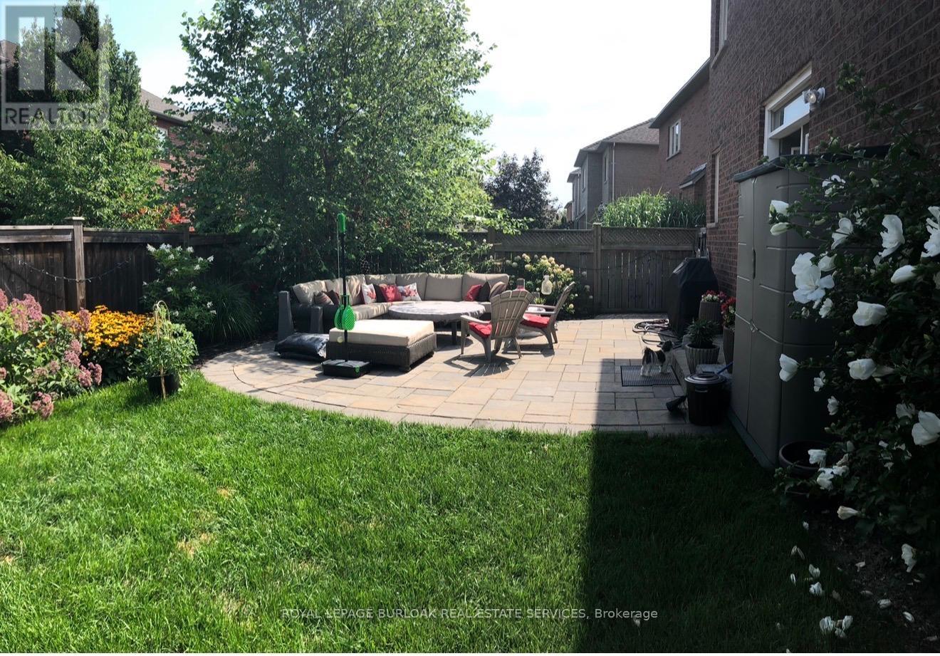 283 Turning Leaf Road, Oakville, Ontario  L6L 6V5 - Photo 47 - W13042262