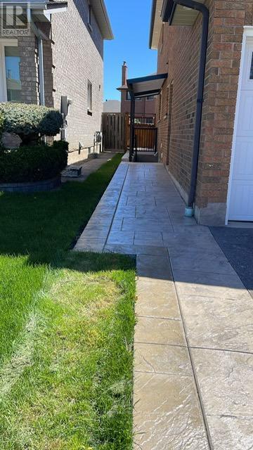 Bsmt - 1358 Beauty Bush Court, Mississauga, Ontario  L5V 1K4 - Photo 19 - W13042272