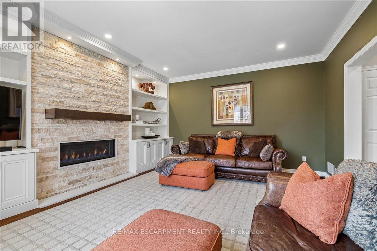 2101 Westoak Trails Boulevard, Oakville, Ontario  L6M 3L2 - Photo 18 - W13042288