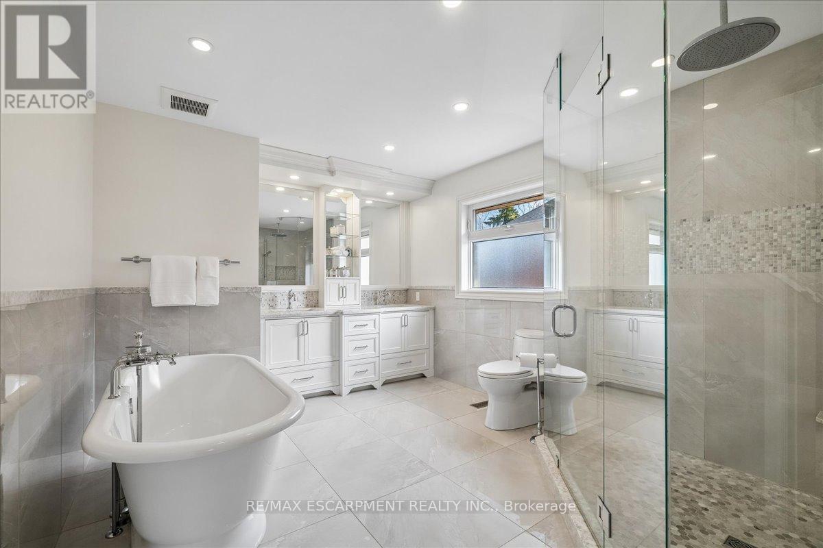 2101 Westoak Trails Boulevard, Oakville, Ontario  L6M 3L2 - Photo 25 - W13042288