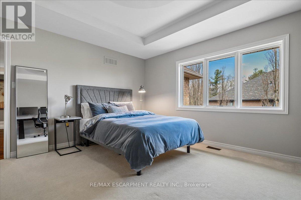 2101 Westoak Trails Boulevard, Oakville, Ontario  L6M 3L2 - Photo 28 - W13042288