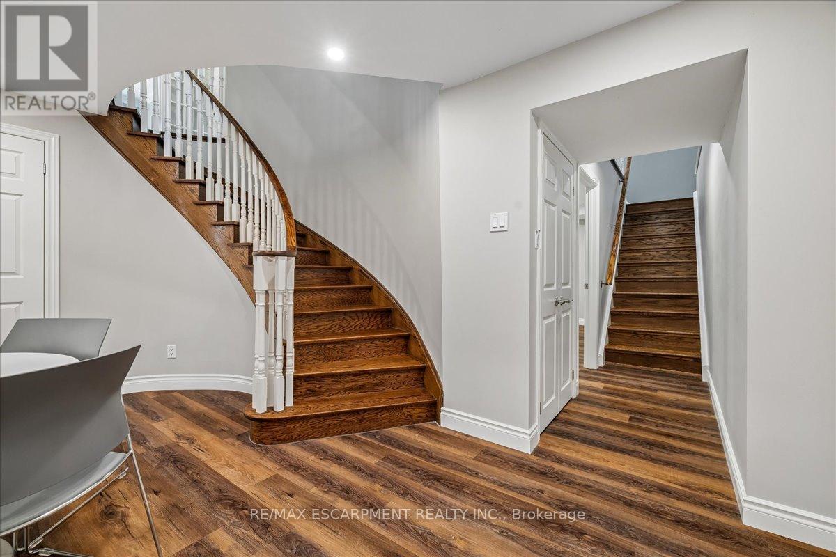 2101 Westoak Trails Boulevard, Oakville, Ontario  L6M 3L2 - Photo 38 - W13042288