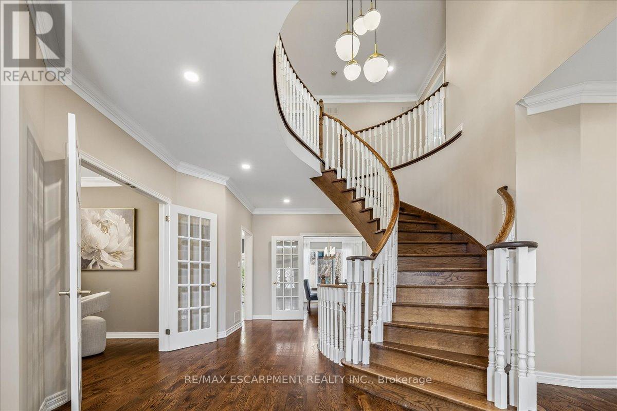 2101 Westoak Trails Boulevard, Oakville, Ontario  L6M 3L2 - Photo 5 - W13042288