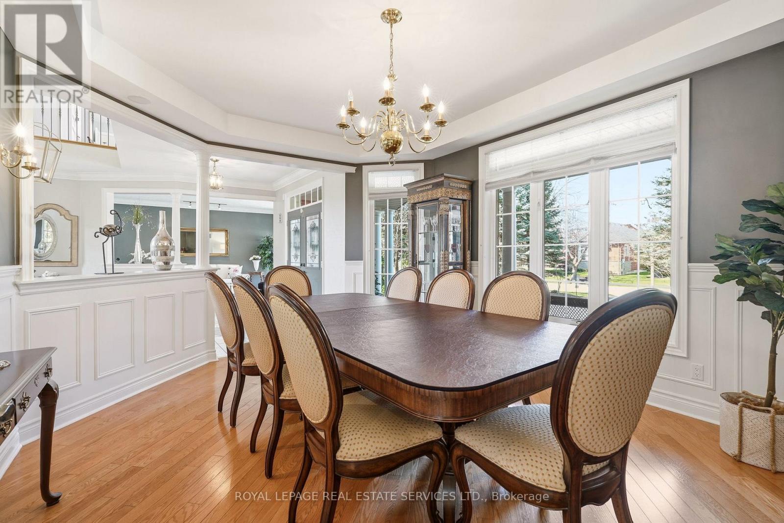 35 Links Lane, Brampton, Ontario  L6Y 5H2 - Photo 6 - W13042354