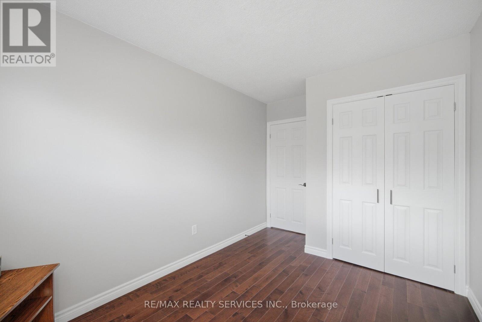 1 - 1 Tara Park Court, Brampton, Ontario  L6V 3E4 - Photo 20 - W13042366